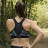 brassiere de sport ecoresponsable equivoque noir et verte gayaskin dos