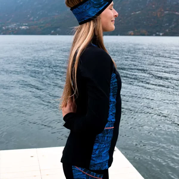 pull de sport noir ecoresponsable thermal mercure pour l'hiver femme gayaskin vue de cote